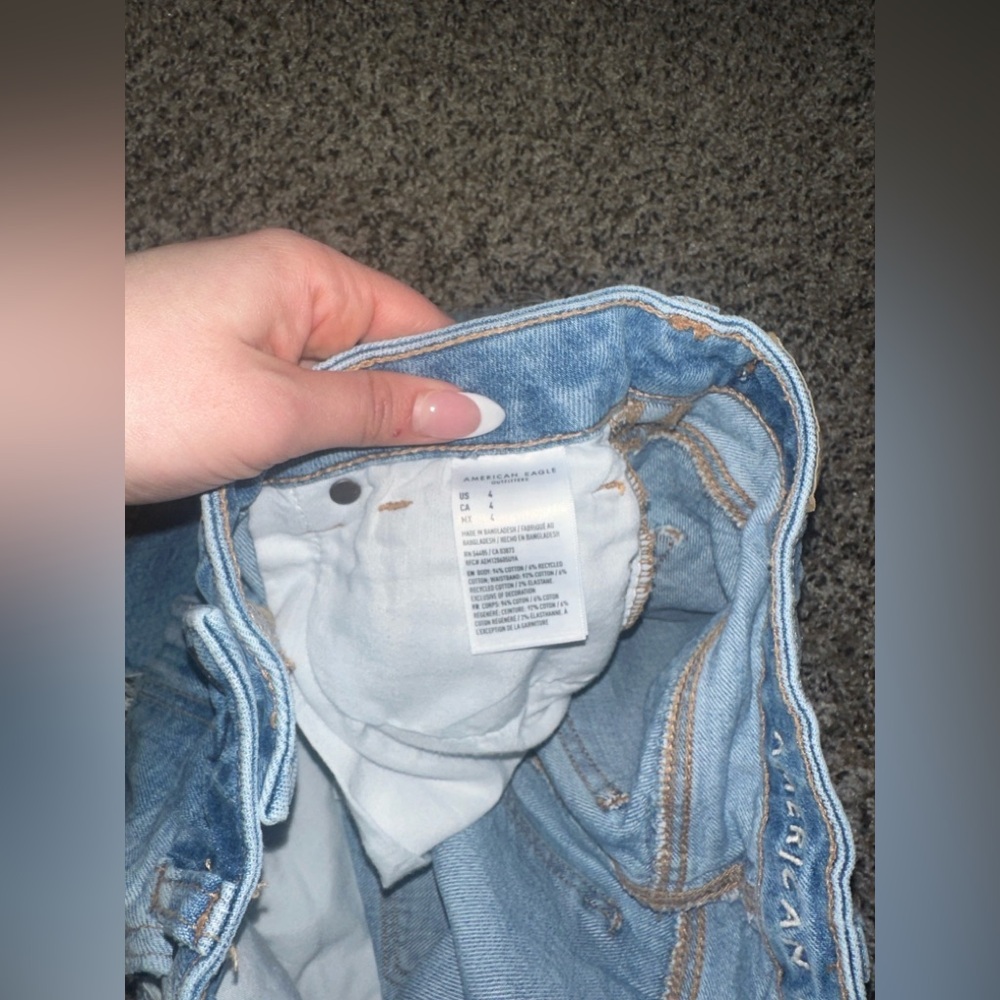American Eagle Denim Mom Shorts - Picture 12 of 15